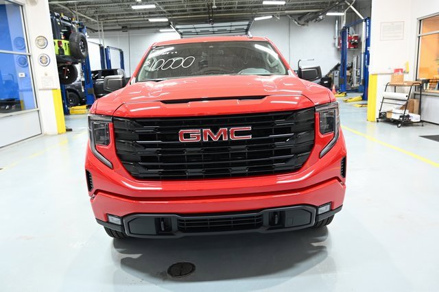 New 2026 GMC Sierra 1500 Elevation image 2