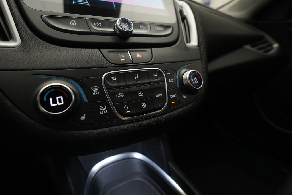 Used 2025 Chevrolet Malibu LT FWD image 20