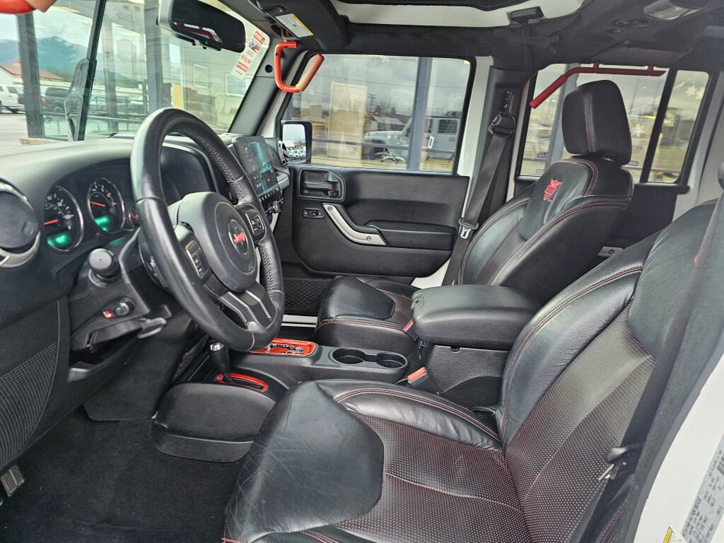 Used 2018 Jeep Wrangler Unlimited Sahara image 17