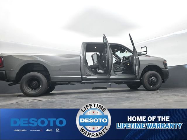 New 2026 RAM 3500 Tradesman AWD/4WD image 73