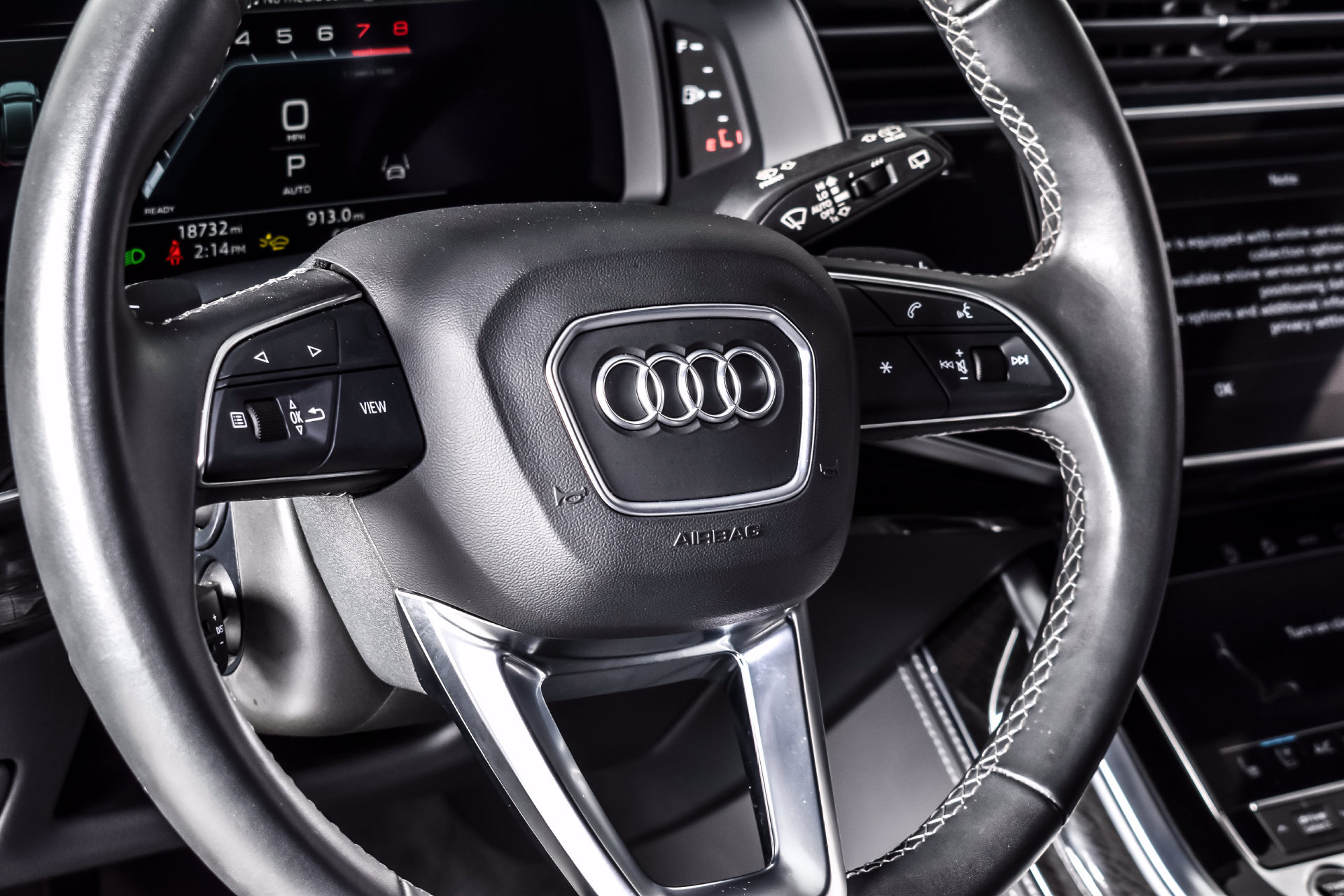 Used 2025 Audi Q8 Premium Plus AWD/4WD image 14