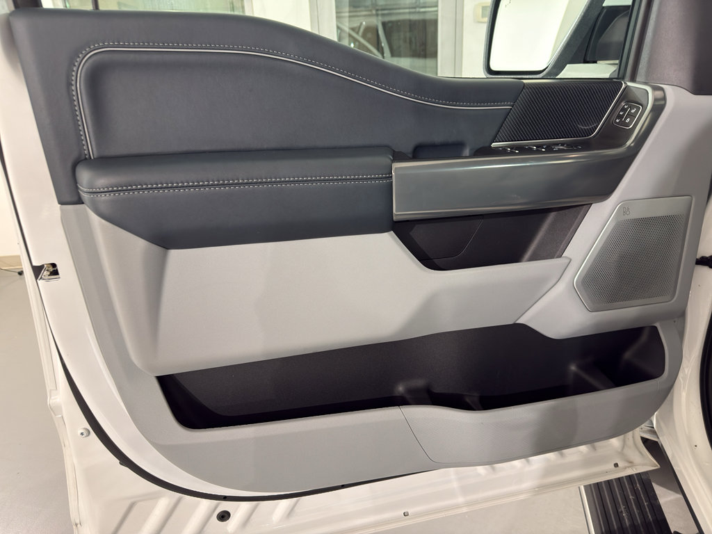 Used 2023 Ford F150 Limited image 15