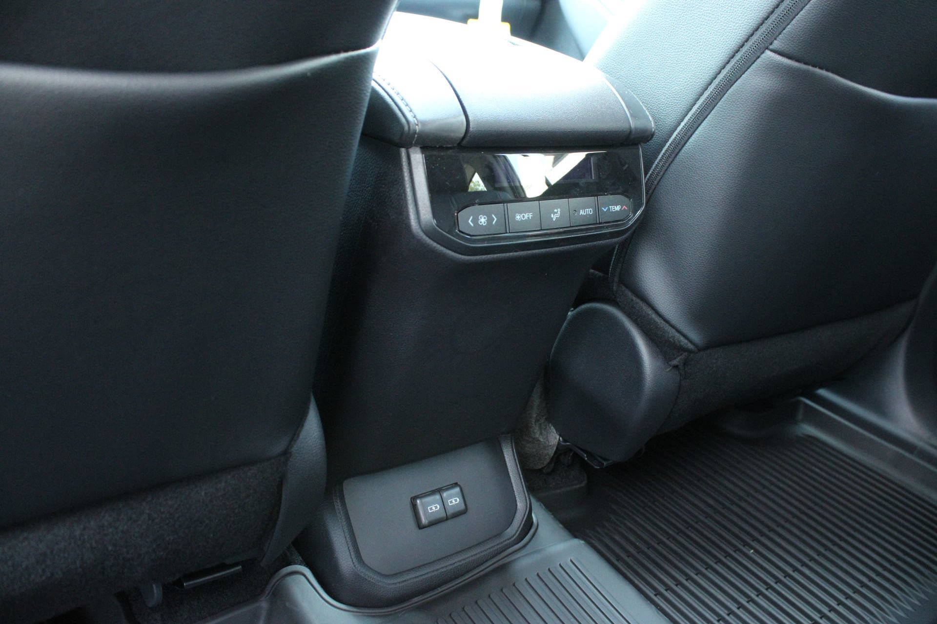 New 2026 Toyota Highlander XLE AWD/4WD image 21