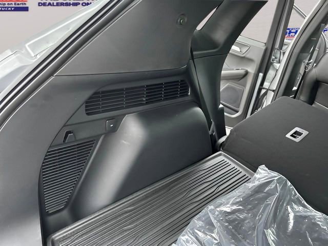 Used 2024 Ford Escape ST-Line w/ Equipment Group 301A FWD image 43