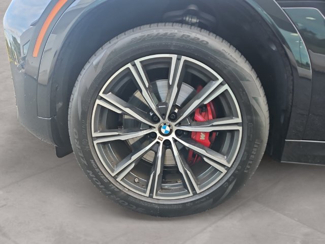Certified 2025 BMW X6 xDrive40i w/ Premium Package AWD/4WD image 14