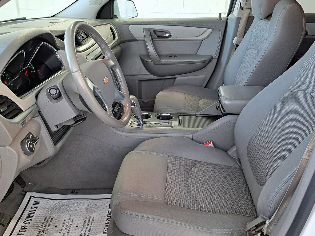 Used 2016 Chevrolet Traverse LT image 23