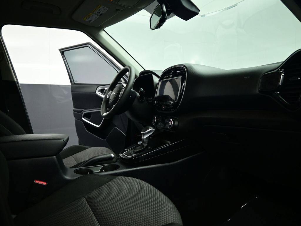 Used 2024 Kia Soul S image 62