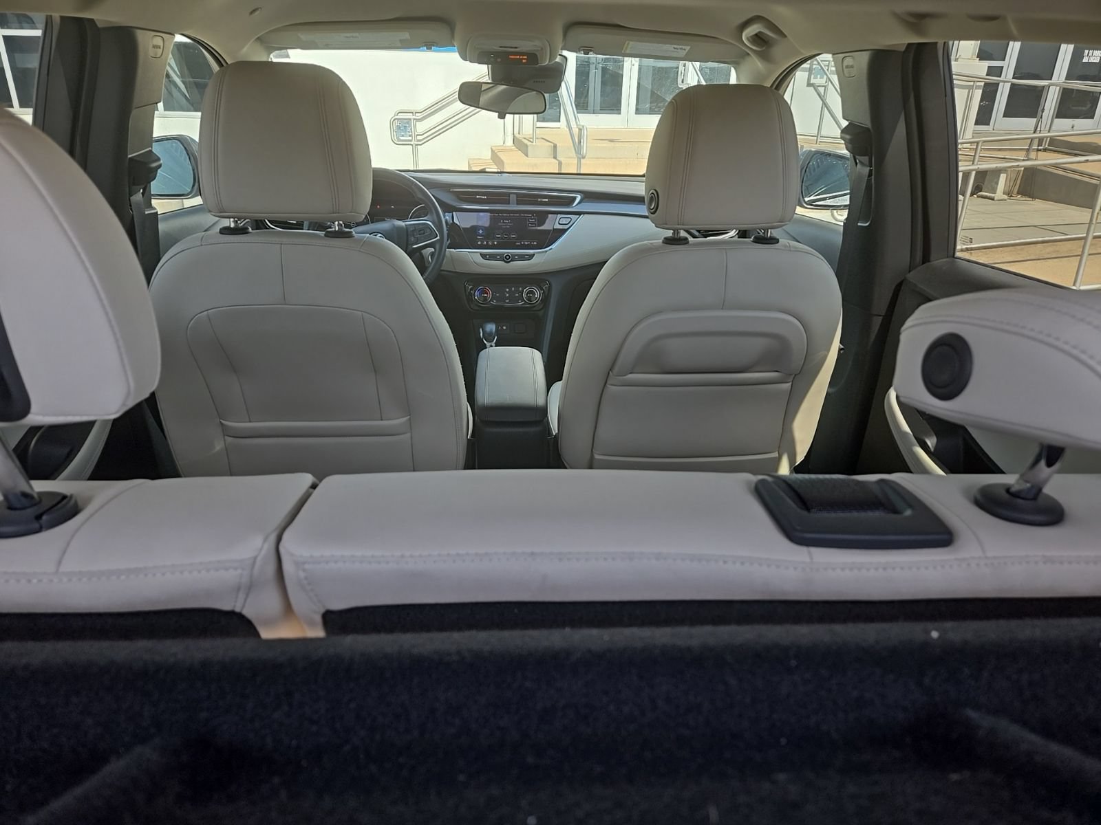 Used 2023 Buick Encore GX Preferred w/ Cold Weather Comfort Package FWD image 16