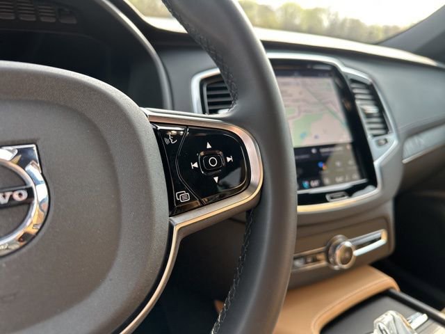 Certified 2024 Volvo XC90 B6 Ultimate w/ Protection Package image 29