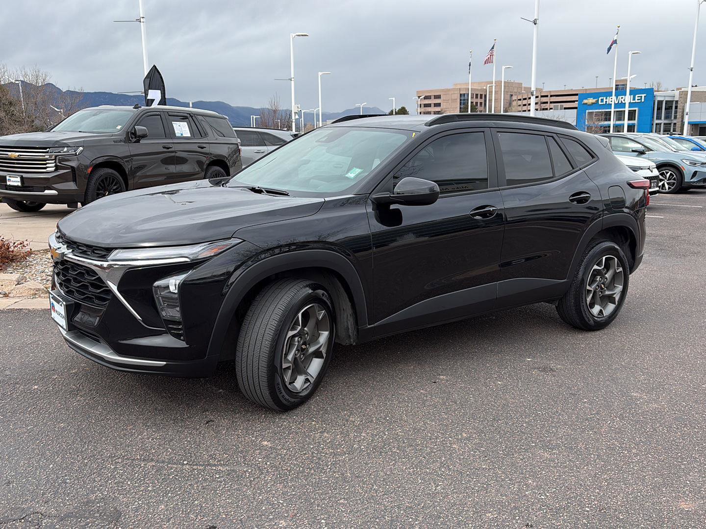 Used 2024 Chevrolet Trax LT w/ Driver Confidence Package image 3