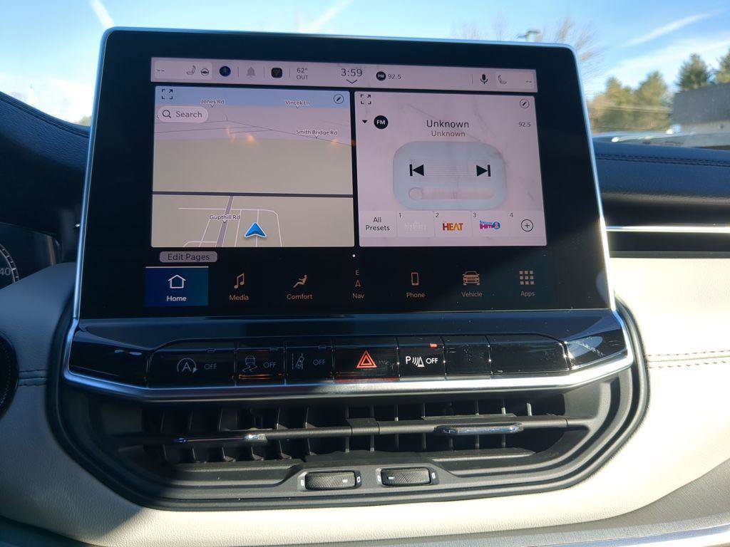 New 2026 Jeep Compass Limited w/ Sun, Sound & Navigation Group AWD/4WD image 20