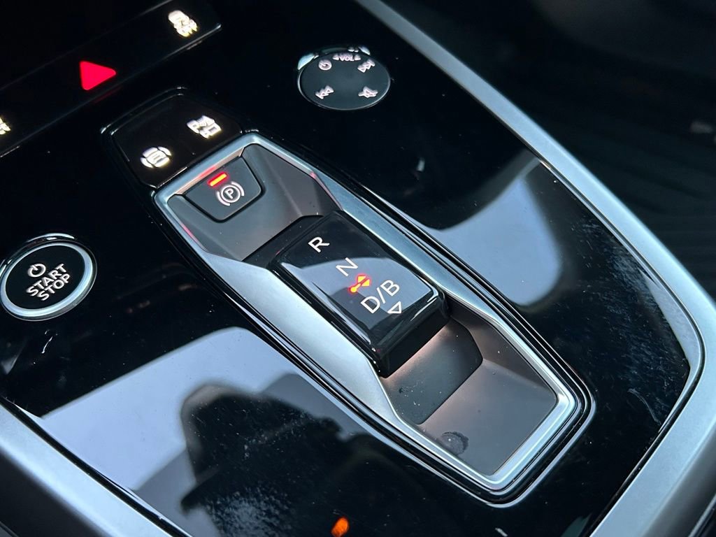 Used 2023 Audi Q4 e-tron Premium w/ Convenience Package image 25