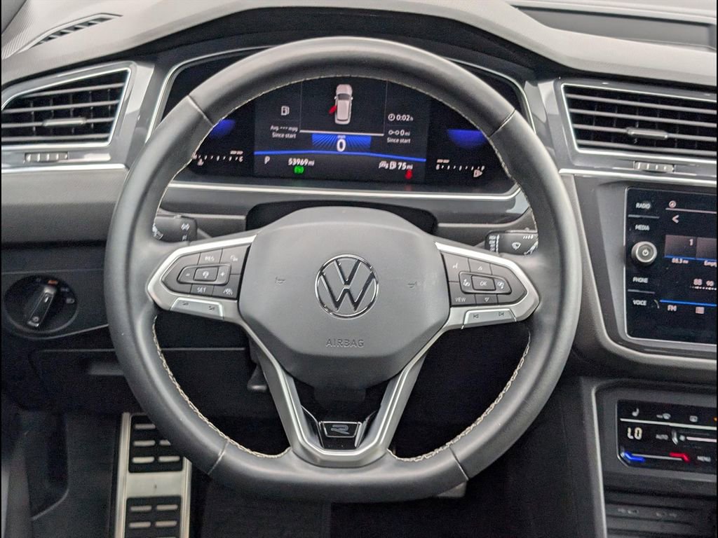 Used 2023 Volkswagen Tiguan SE R-Line FWD image 13