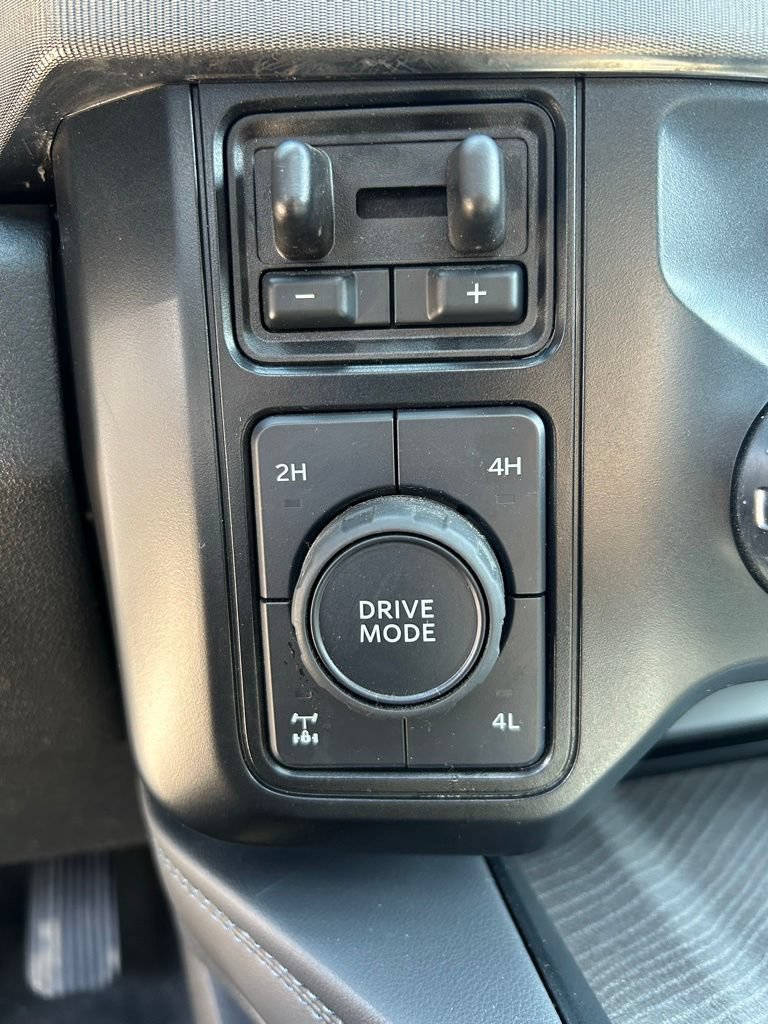 Used 2025 Ford F250 Platinum AWD/4WD image 20