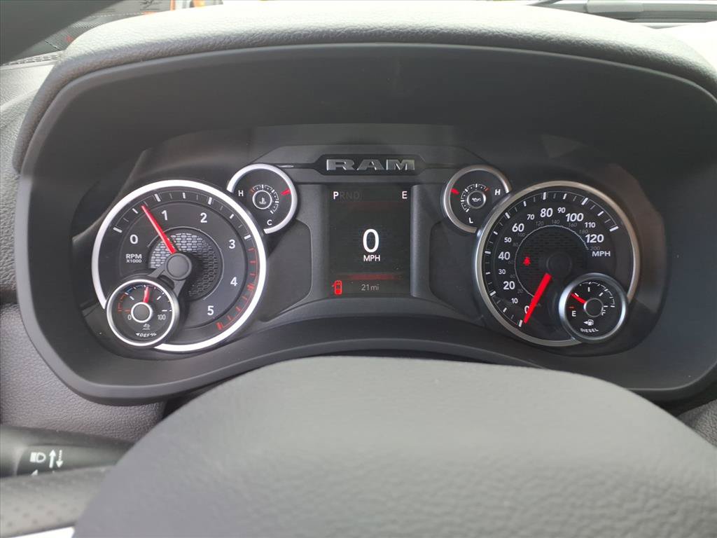 New 2026 RAM 5500 Tradesman w/ Chrome Appearance Group AWD/4WD image 33