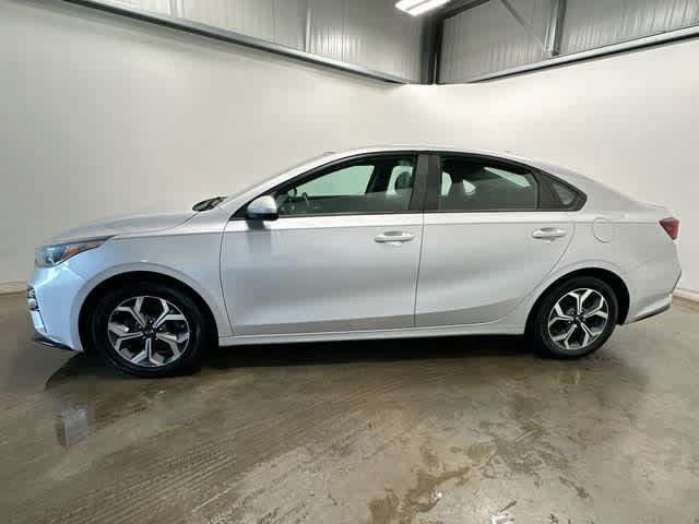 Used 2019 Kia Forte LXS FWD image 2