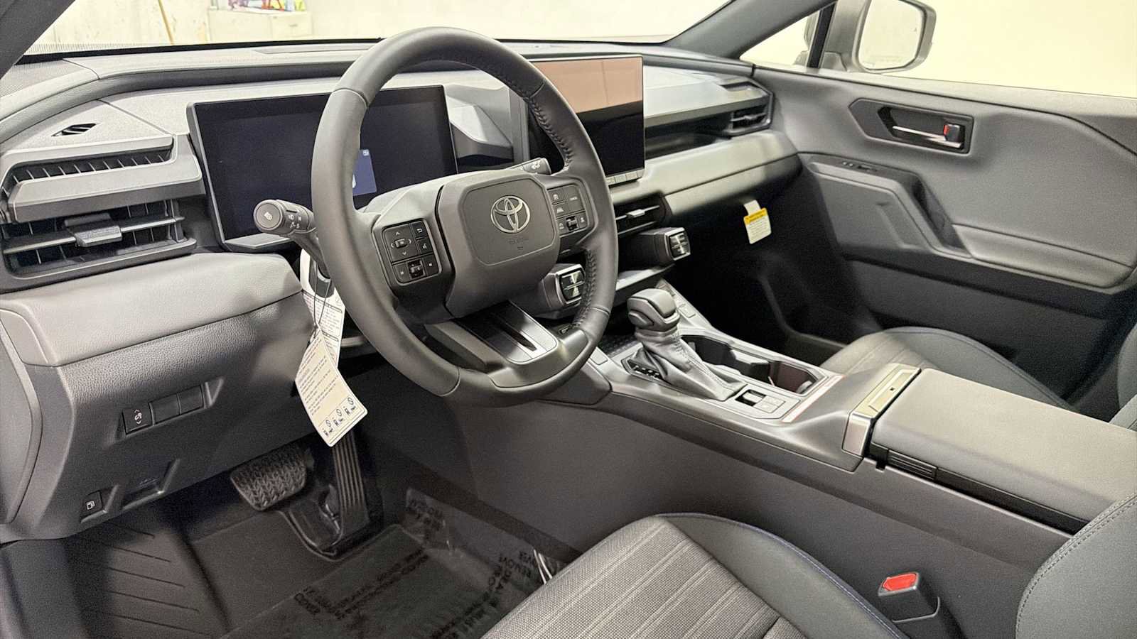 New 2026 Toyota RAV4 SE image 12