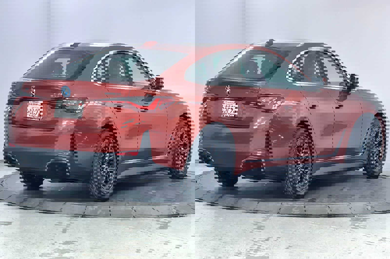 Used 2023 BMW i4 eDrive35 w/ Premium Package image 2