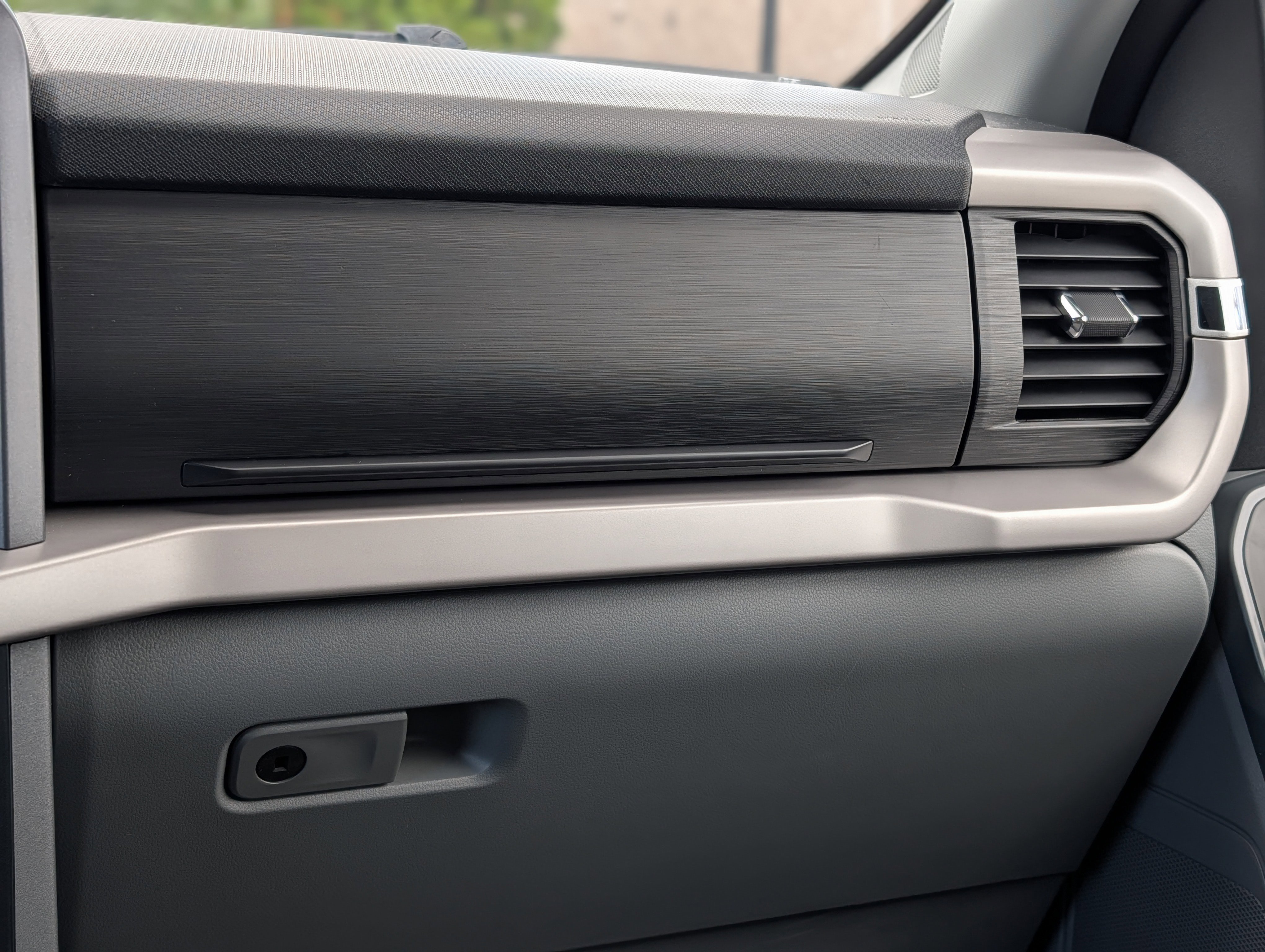 Used 2023 Ford F150 XLT w/ Equipment Group 302A High image 17