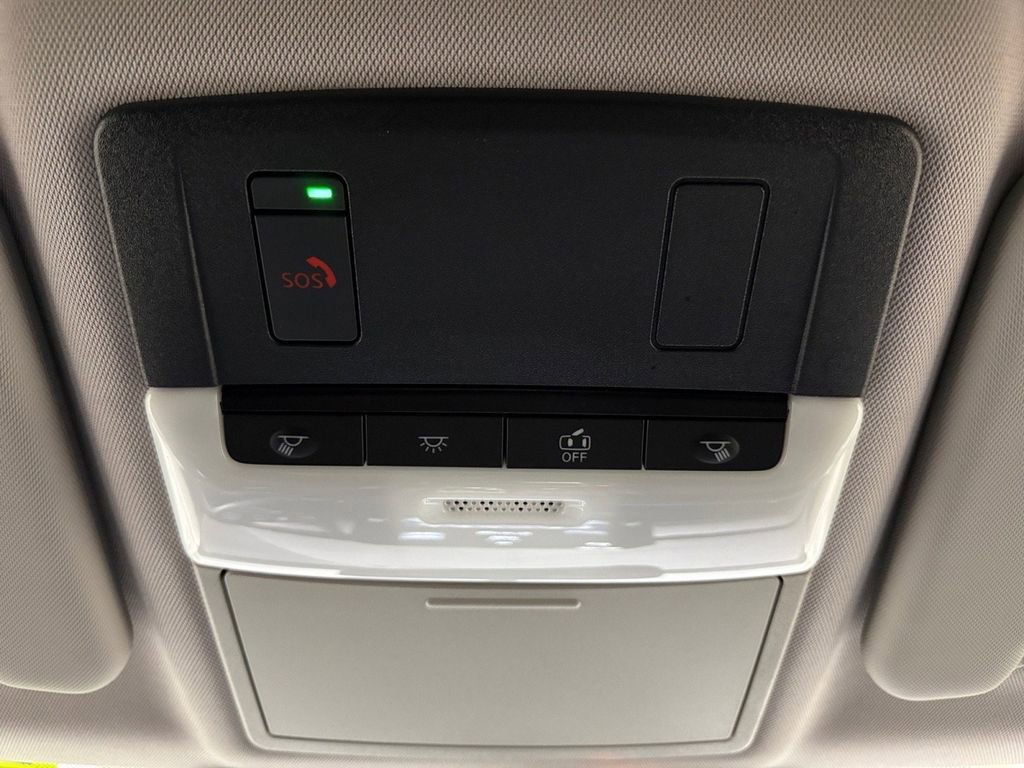 Used 2023 Mitsubishi Outlander SE image 37