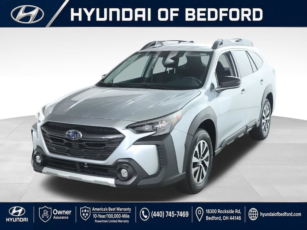 Used 2024 Subaru Outback Premium AWD/4WD image 3