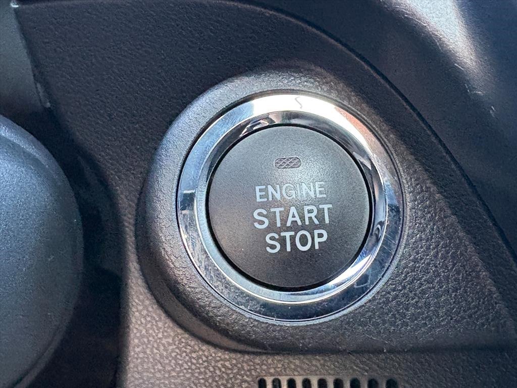 Used 2025 Subaru Forester Premium w/ Convenience Package #2 image 15