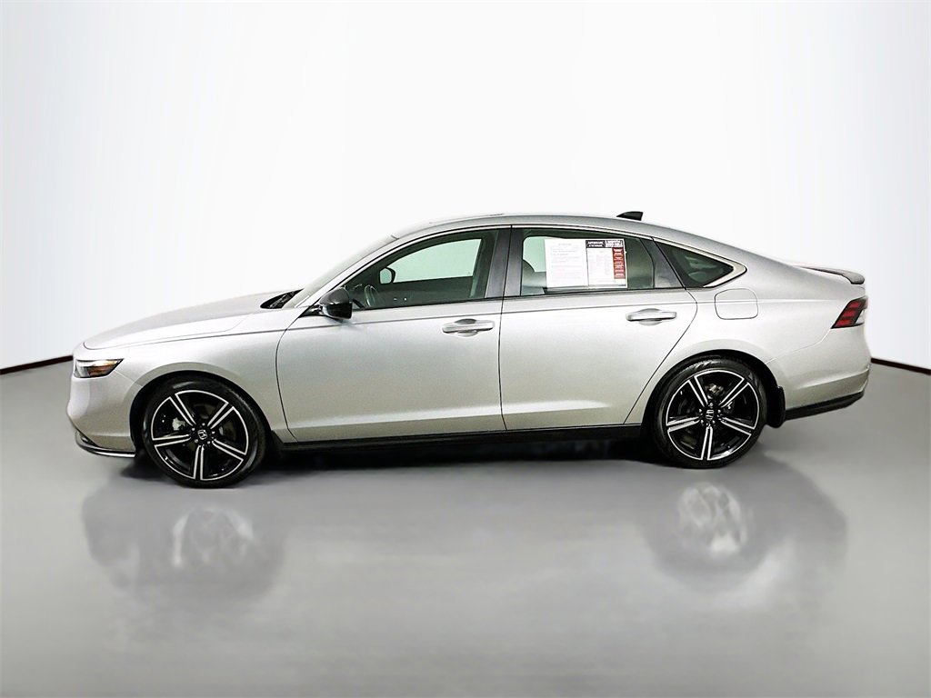 Used 2024 Honda Accord Sport image 5