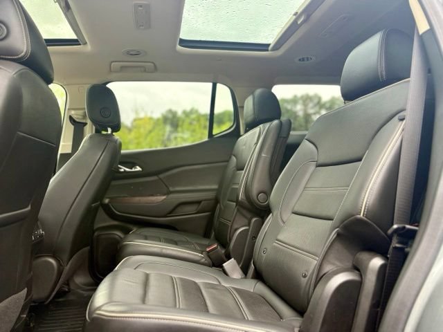 Used 2023 GMC Acadia Denali w/ Denali Ultimate Package FWD image 28