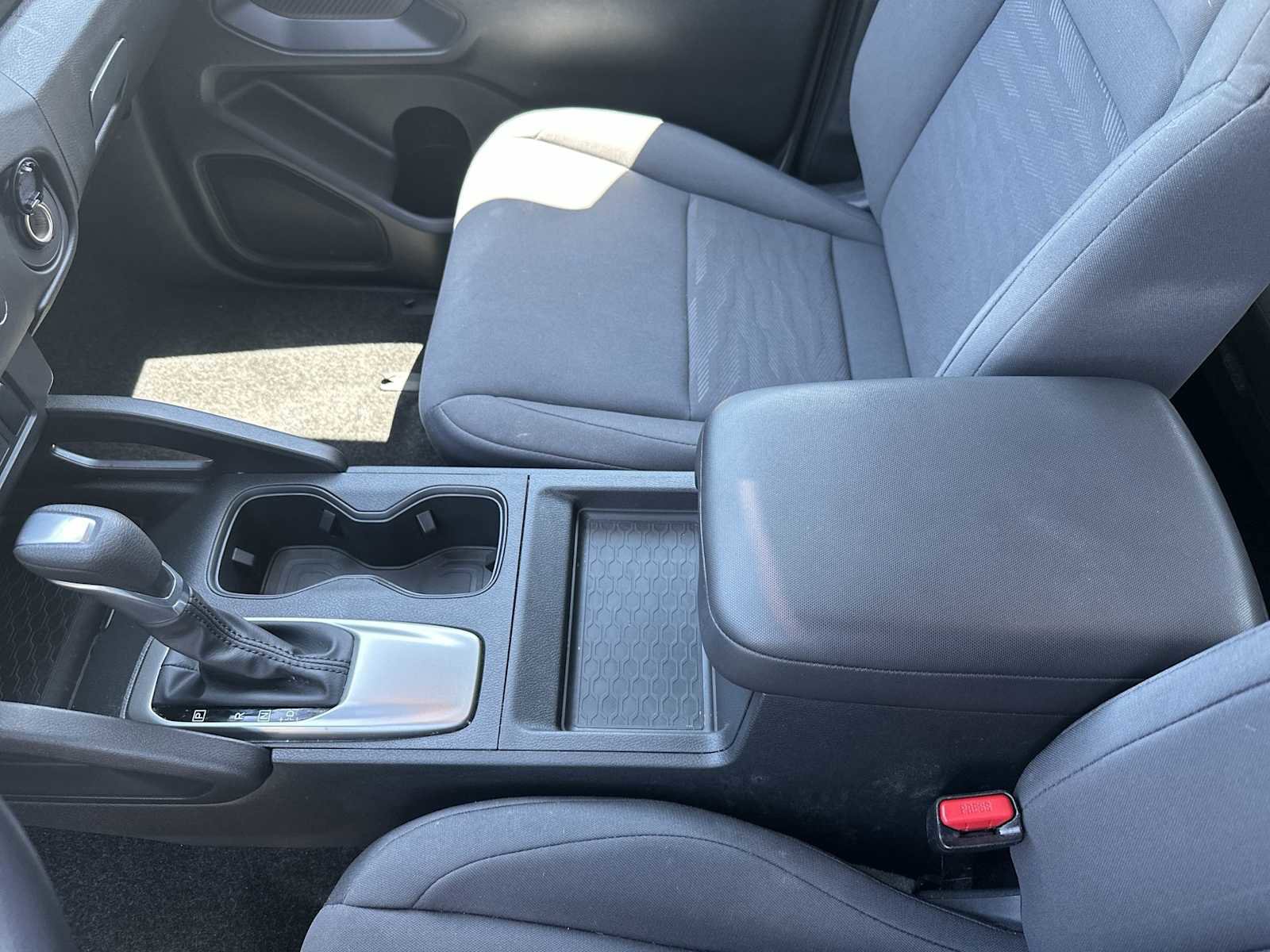 Used 2024 Nissan Frontier S RWD image 21