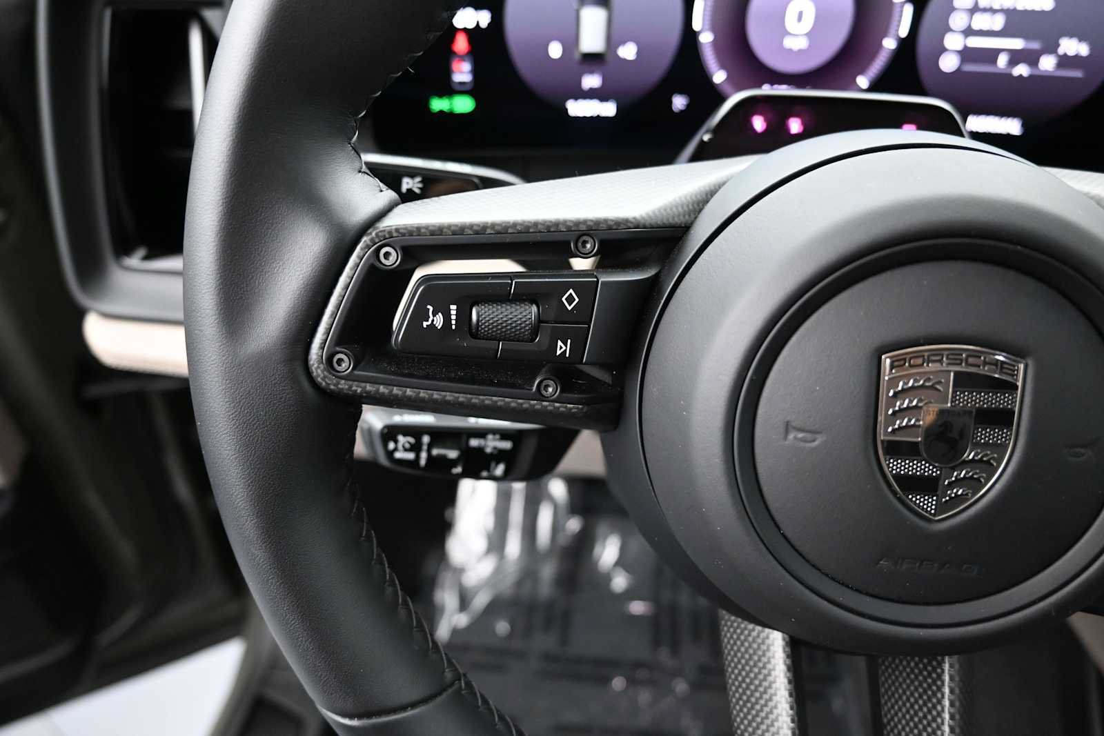 New 2026 Porsche Cayenne Turbo AWD/4WD image 18