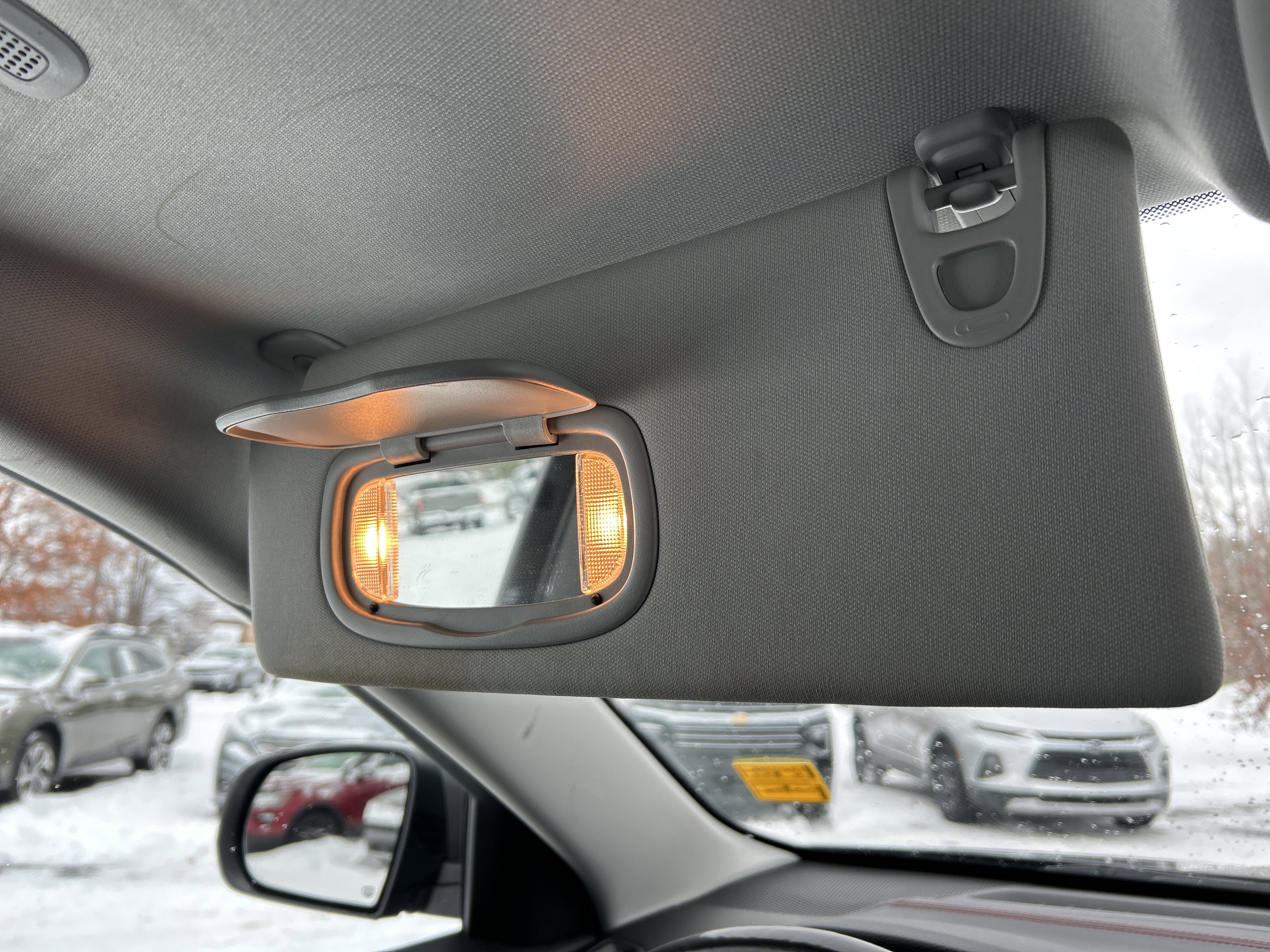 Used 2020 Jeep Cherokee Trailhawk w/ Comfort & Convenience Group image 21