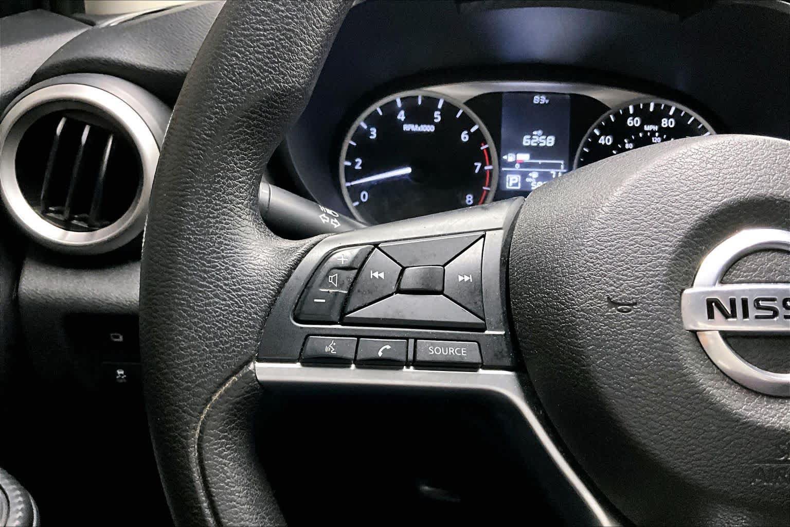 Used 2021 Nissan Versa S FWD image 21