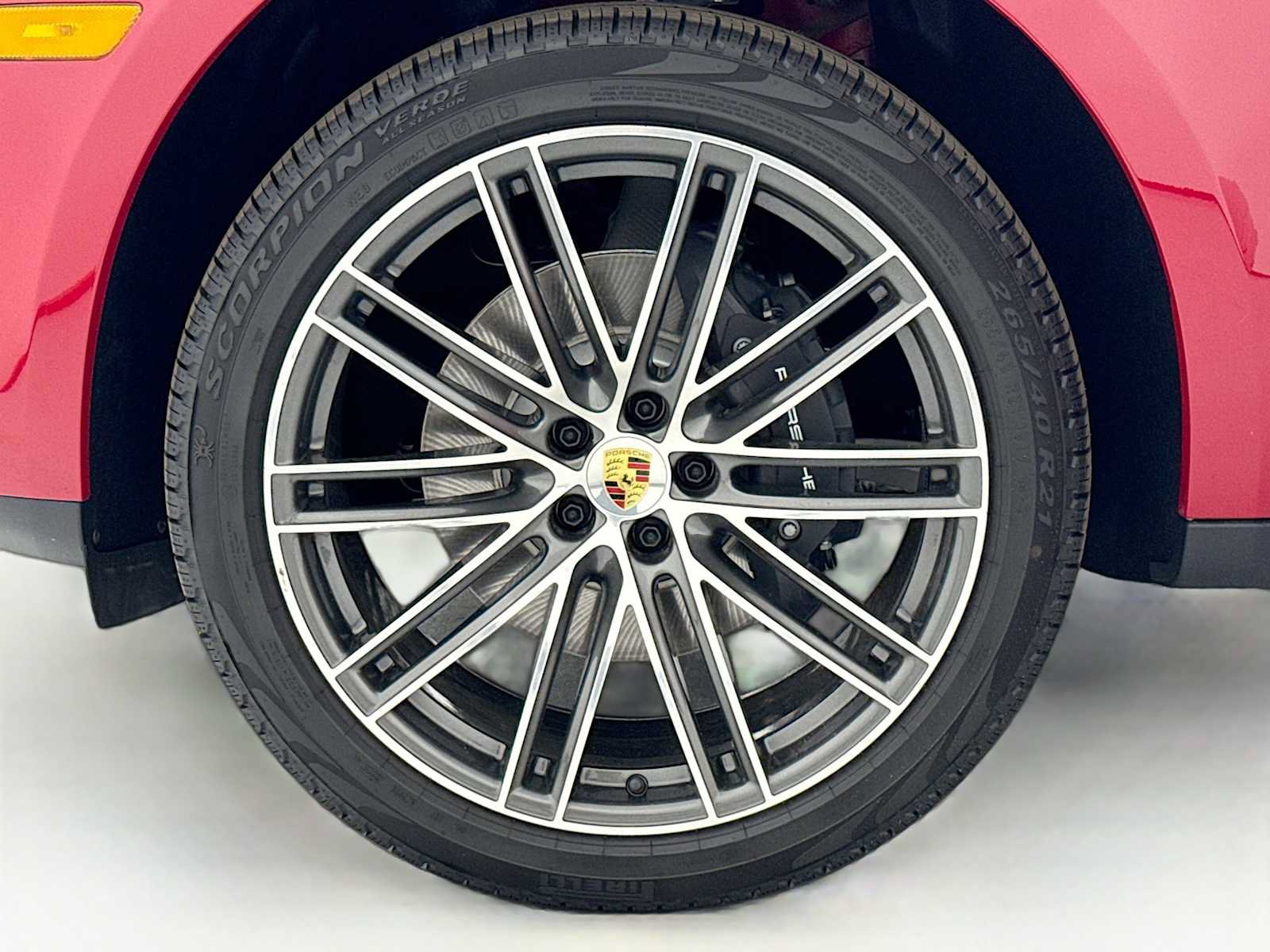 New 2026 Porsche Macan AWD/4WD image 33