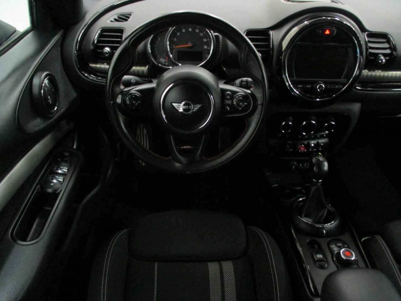 Used 2017 MINI Cooper Clubman S image 14