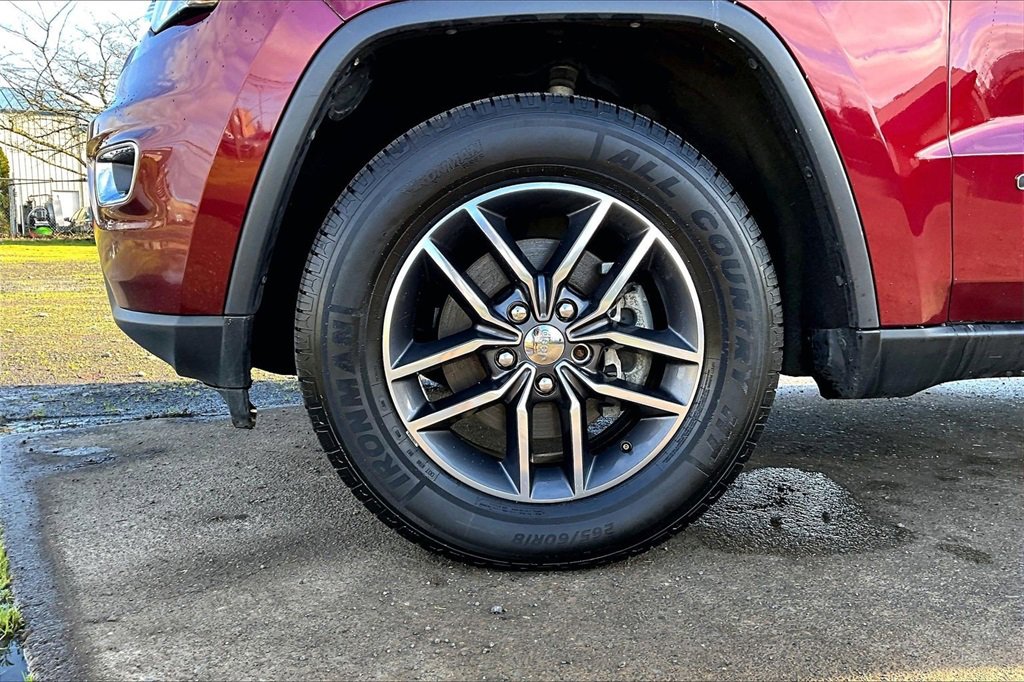 Used 2018 Jeep Grand Cherokee Limited w/ Trailer Tow Group IV image 10