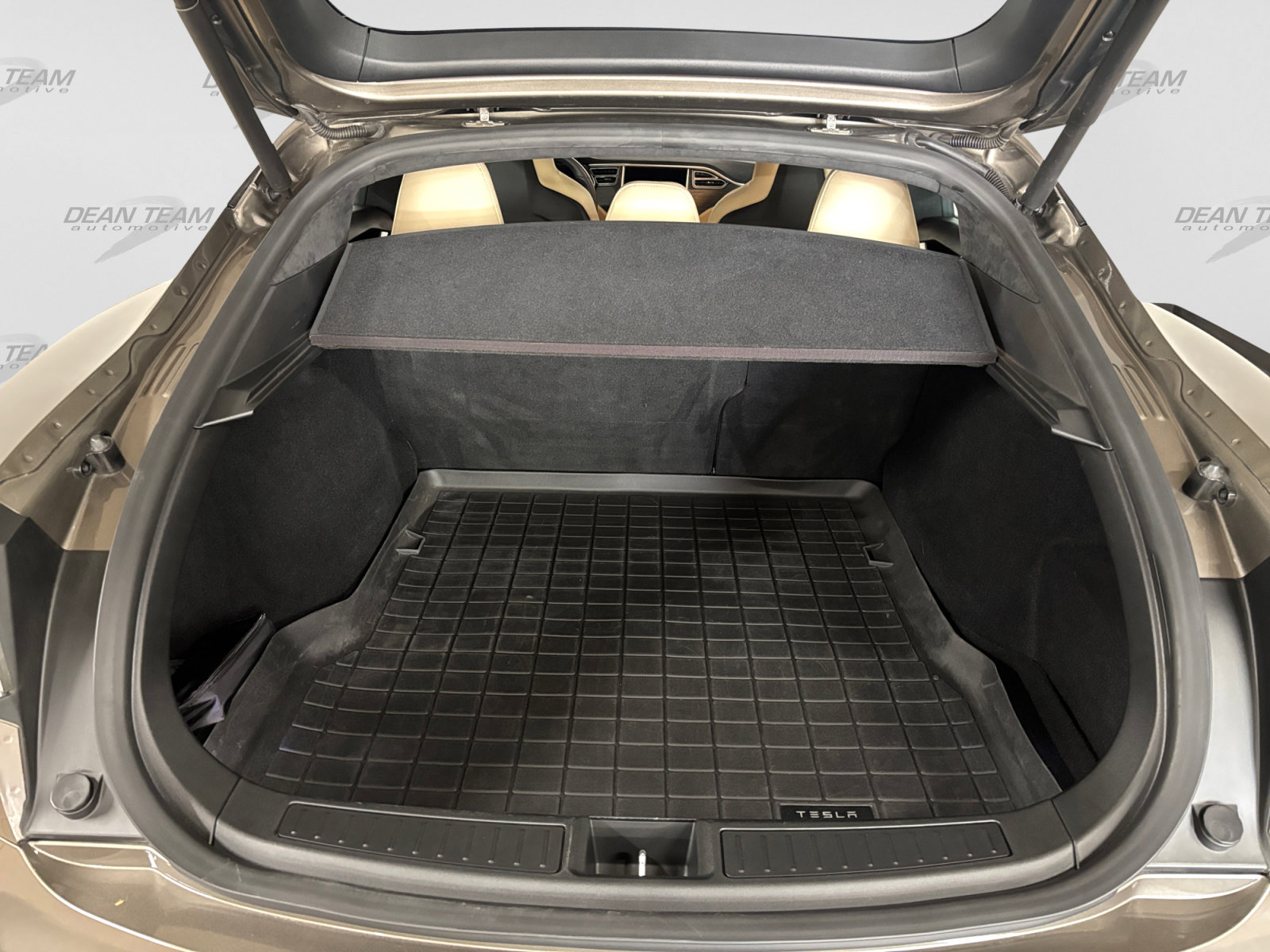 Used 2015 Tesla Model S 85 RWD image 7