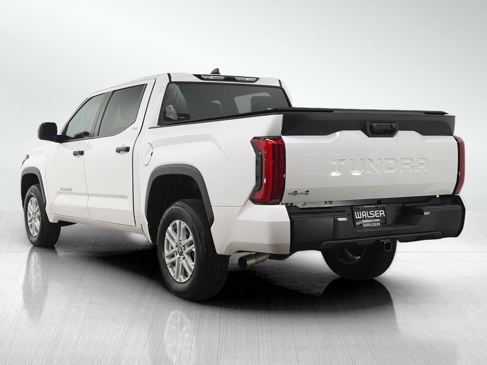 Used 2025 Toyota Tundra SR5 AWD/4WD image 5