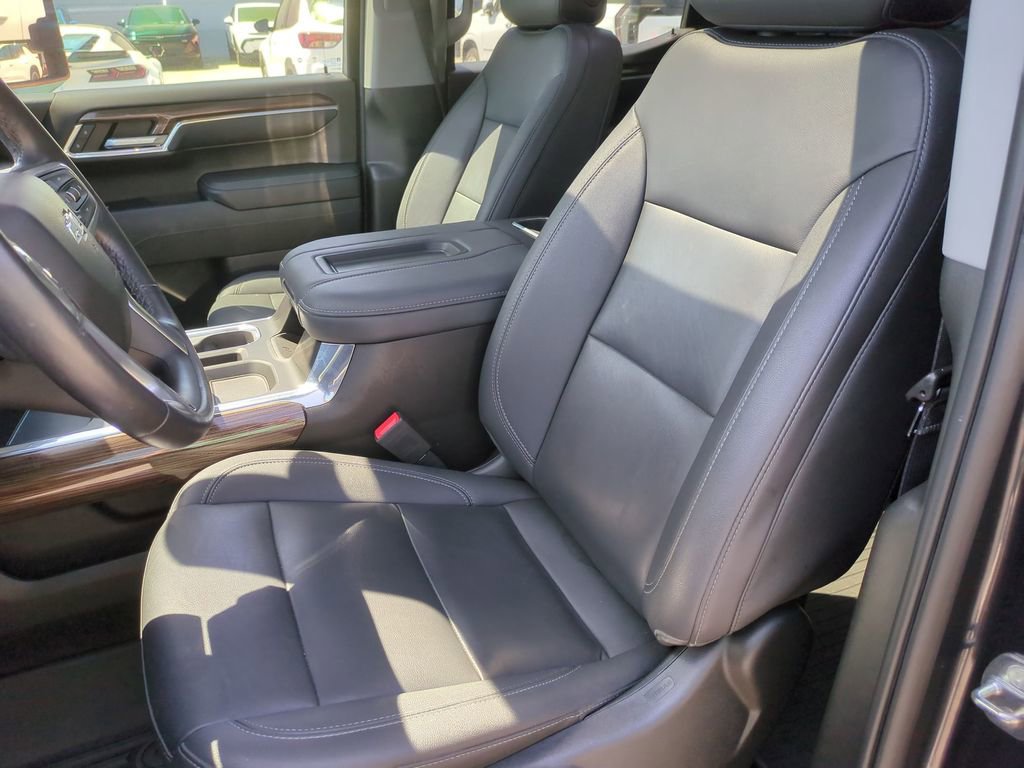 Used 2022 Chevrolet Silverado 1500 RST image 13