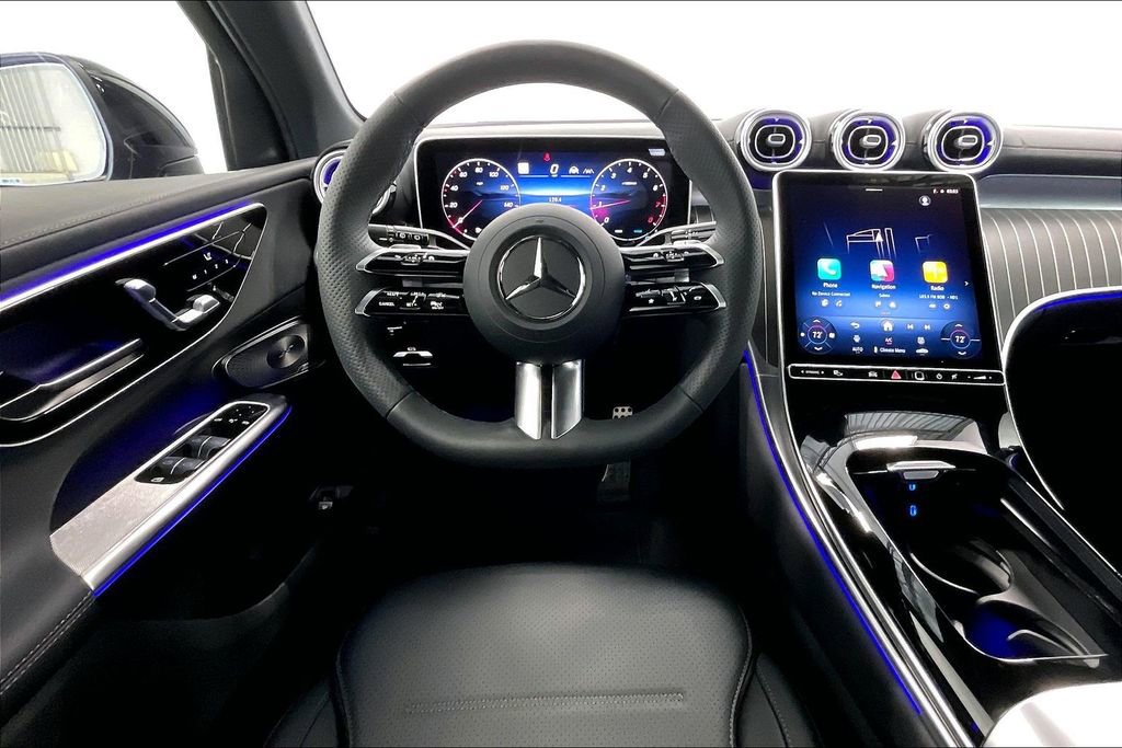 Used 2026 Mercedes-Benz GLC 300 4MATIC image 5