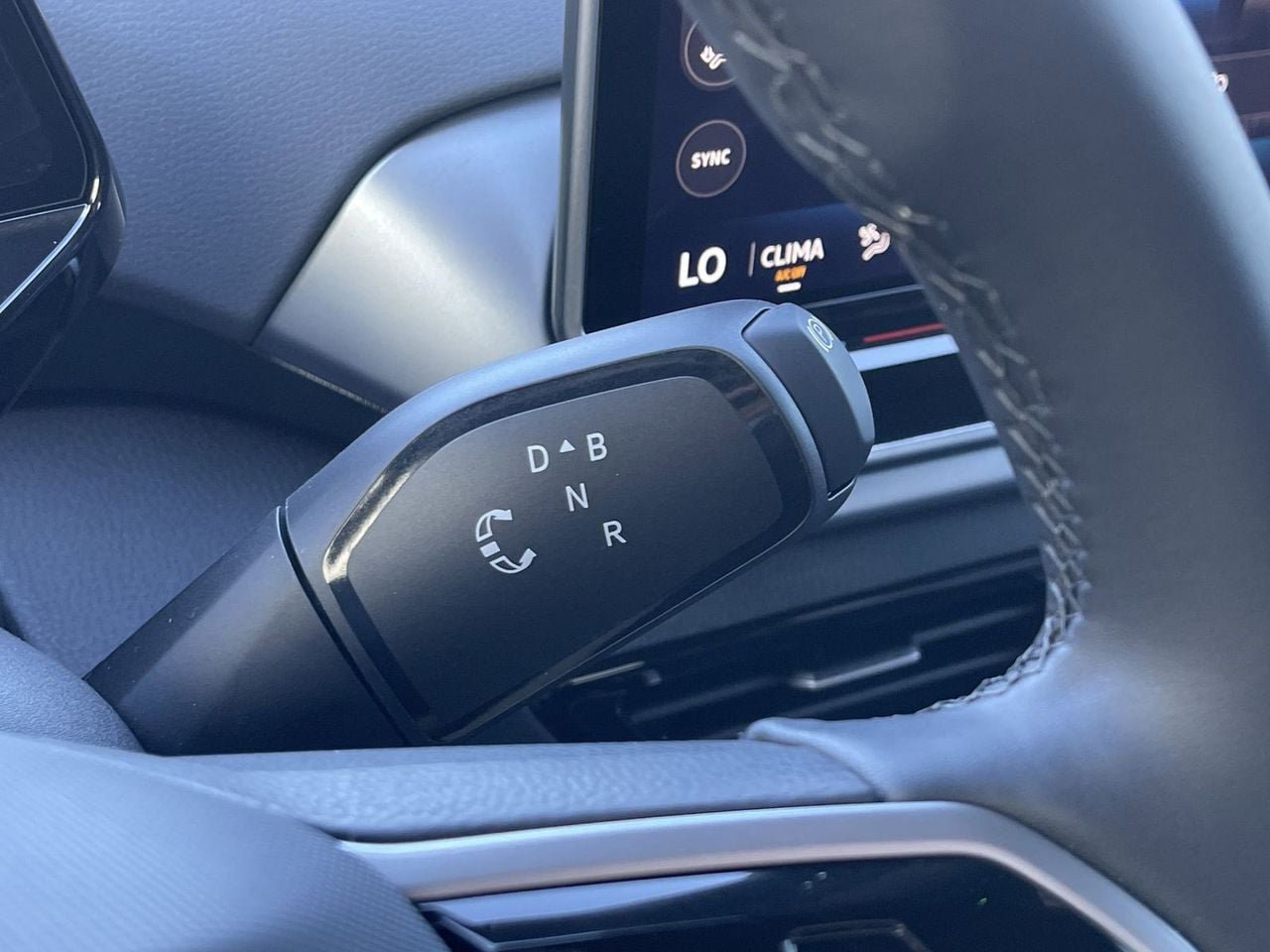 New 2026 Volkswagen ID.4 Pro RWD image 26