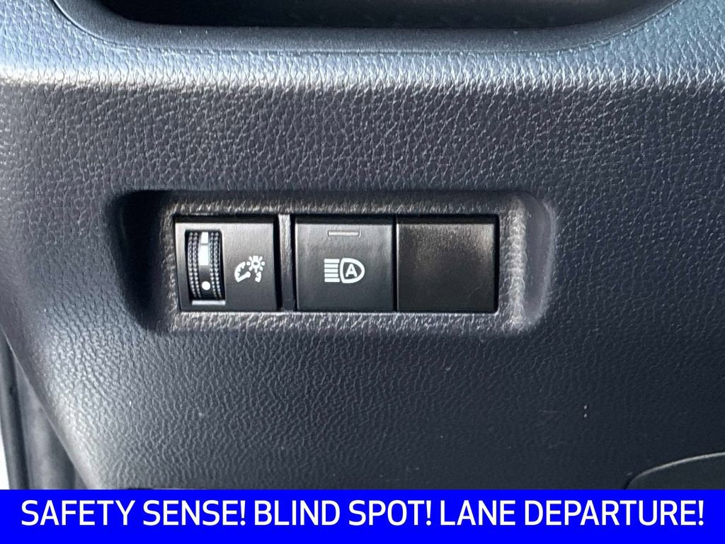 Used 2023 Toyota RAV4 XLE image 22