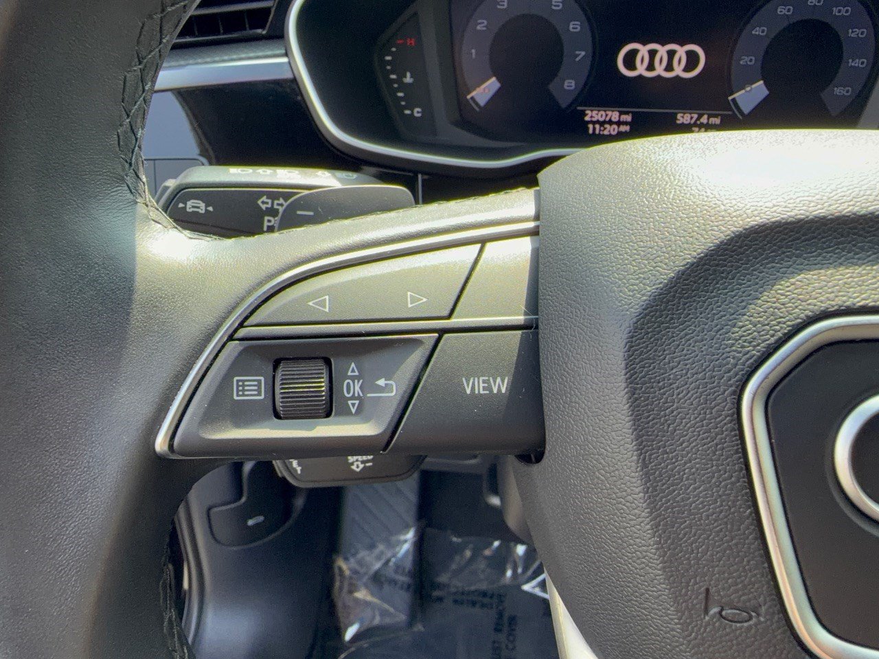 Used 2023 Audi Q3 2.0T Premium w/ Black Optic Sport Package AWD/4WD image 18