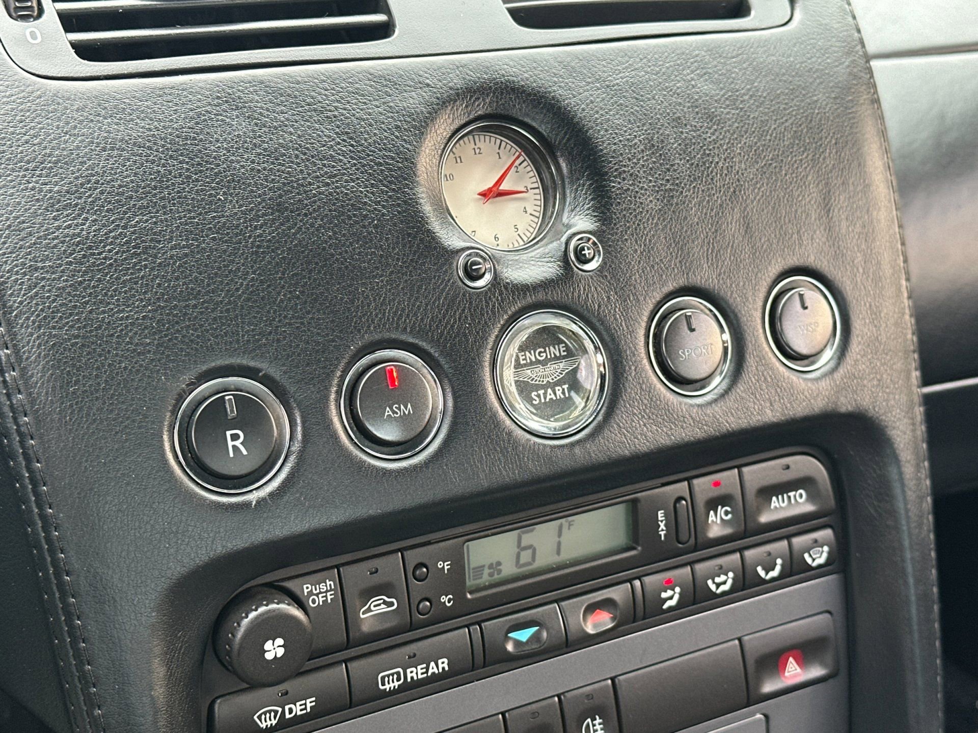 Used 2005 Aston Martin Vanquish S image 22