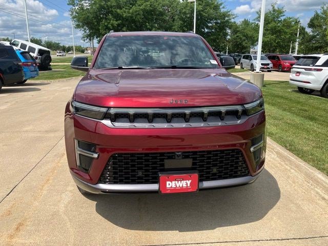 New 2026 Jeep Grand Wagoneer Limited AWD/4WD image 2