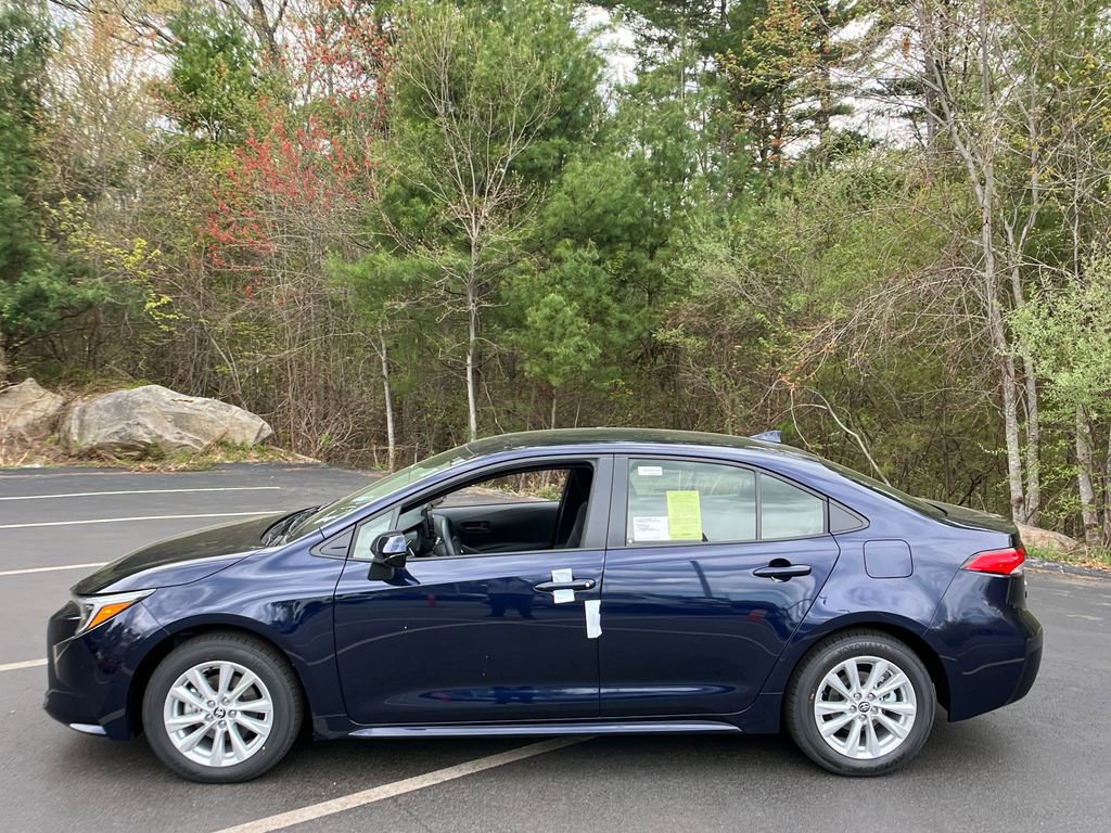 New 2026 Toyota Corolla LE w/ LE Premium Package FWD image 2