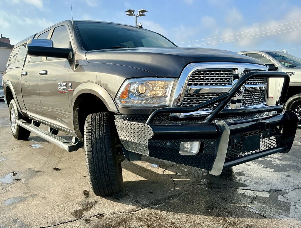 Used 2018 RAM 2500 Laramie w/ Convenience Group image 2