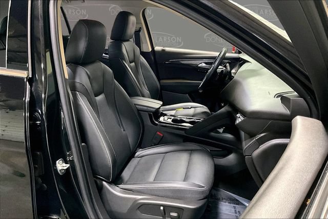 Certified 2023 Buick Envision Essence FWD image 15
