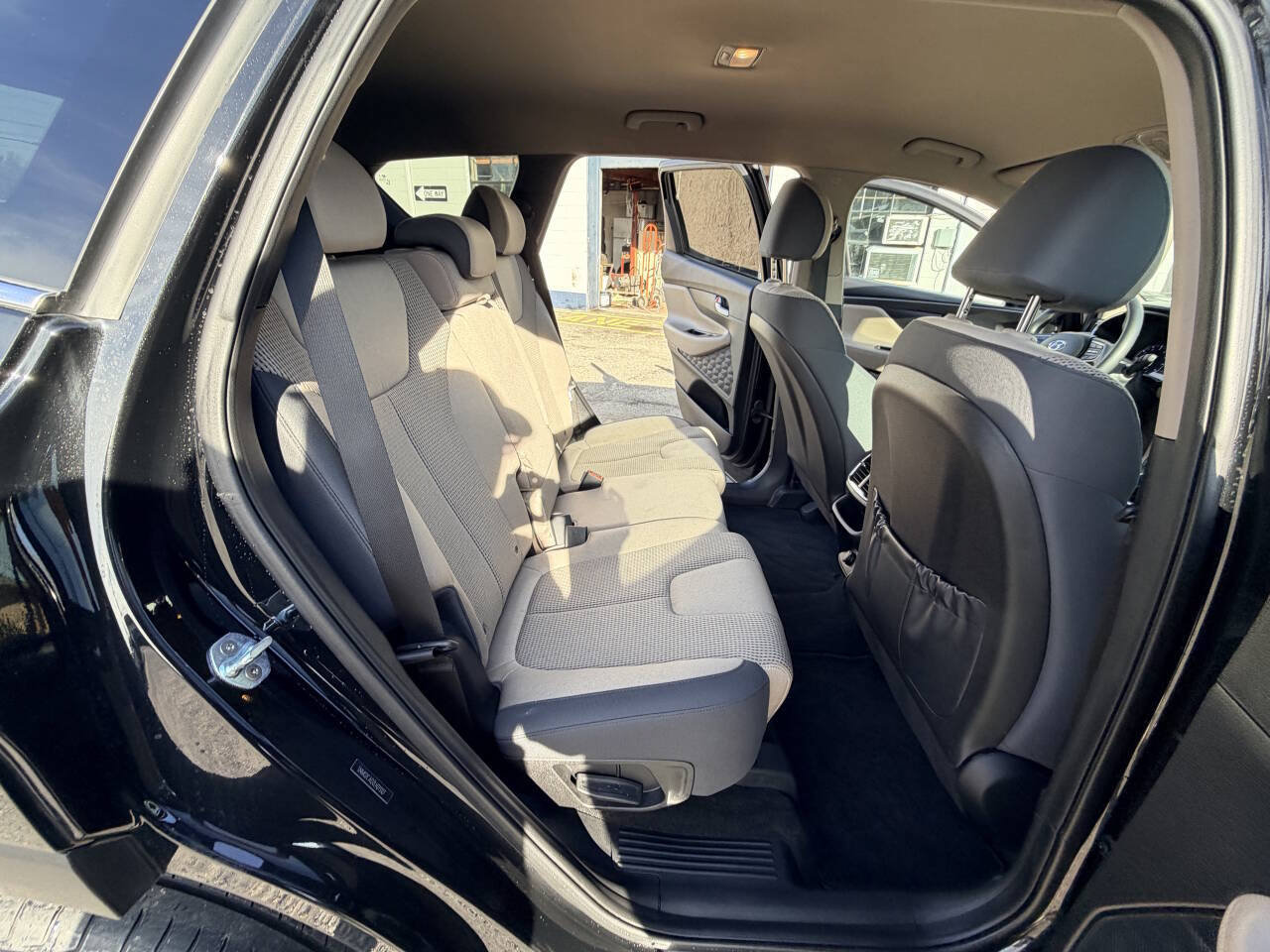 Used 2020 Hyundai Santa Fe SE w/ Cargo Package AWD/4WD image 25