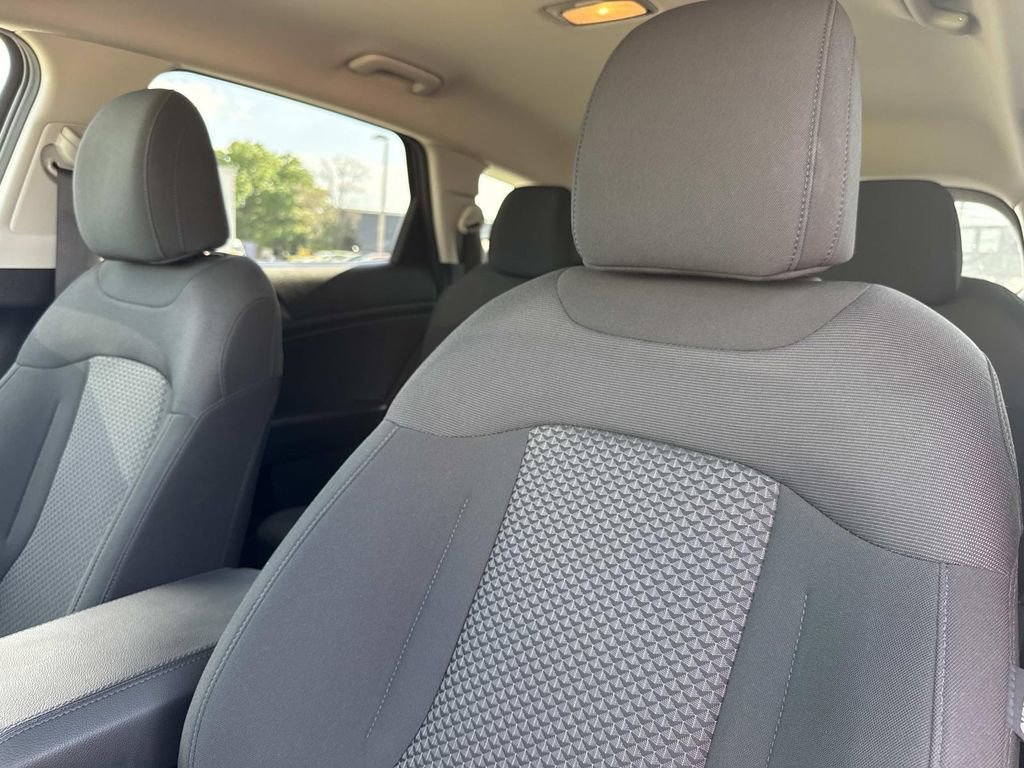 Used 2025 Kia Sportage LX image 22