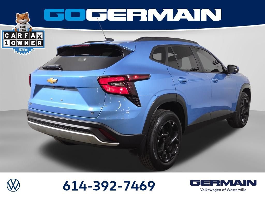 Used 2025 Chevrolet Trax LT w/ LT Convenience Package image 9
